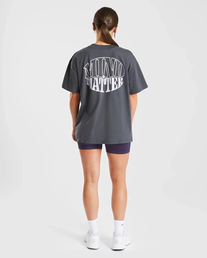 T-shirt oversize « Mind Over Matter »
