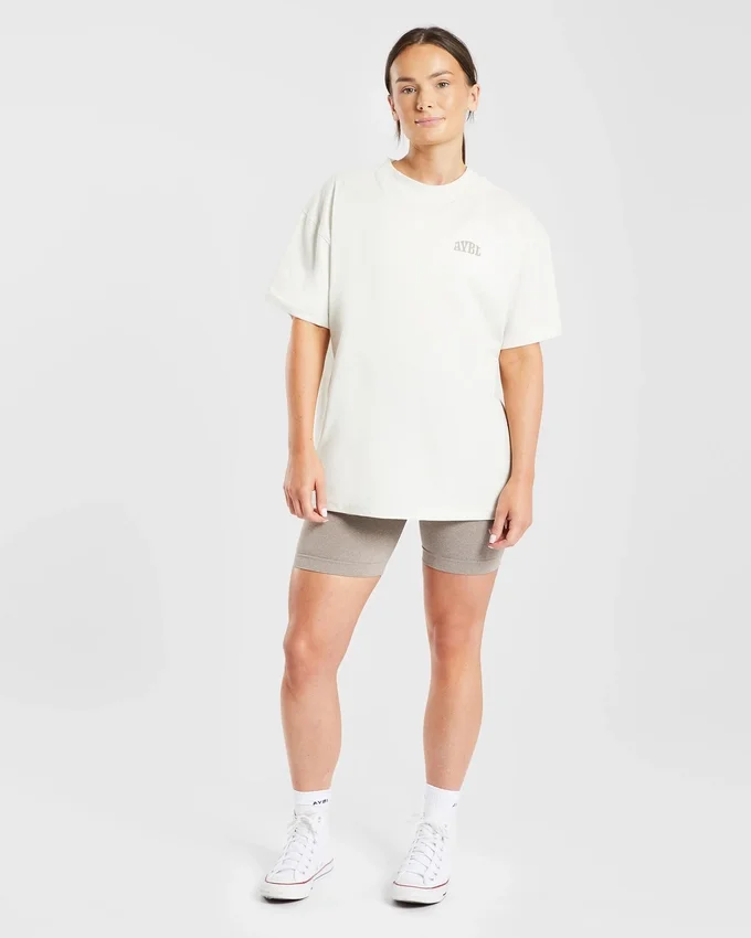 T-shirt oversize « Mind Over Matter »