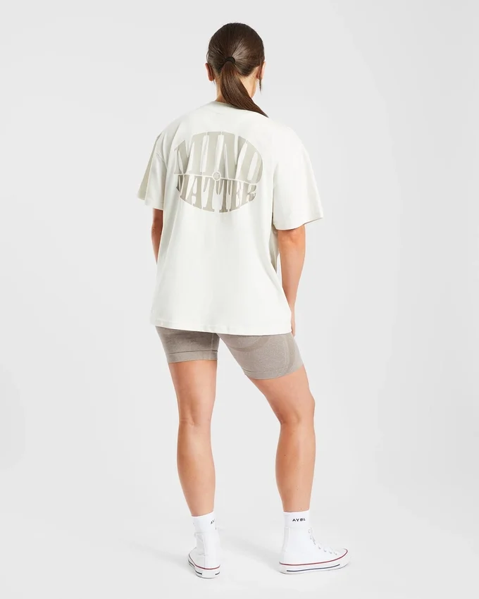 T-shirt oversize « Mind Over Matter »