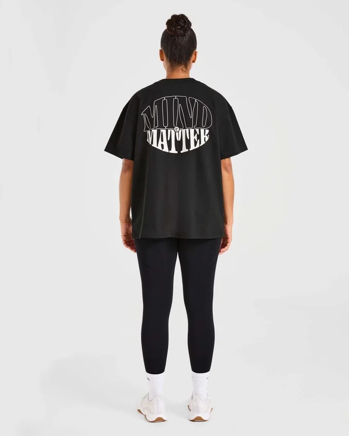 T-shirt oversize « Mind Over Matter »