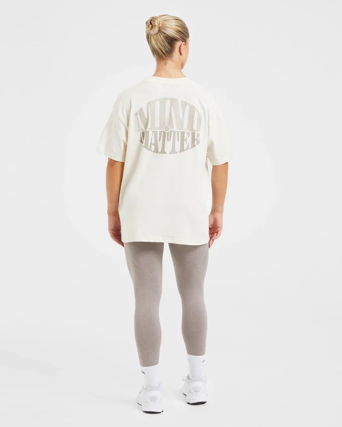T-shirt oversize « Mind Over Matter »
