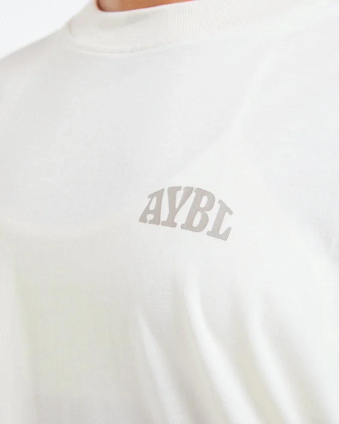 T-shirt oversize « Mind Over Matter »
