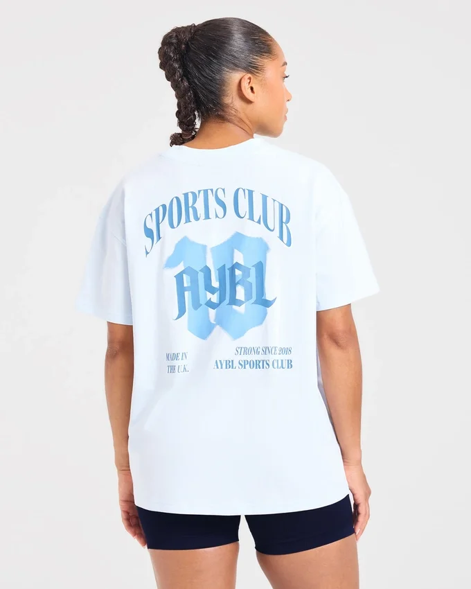 T-shirt oversize « Sports Club Gothic »