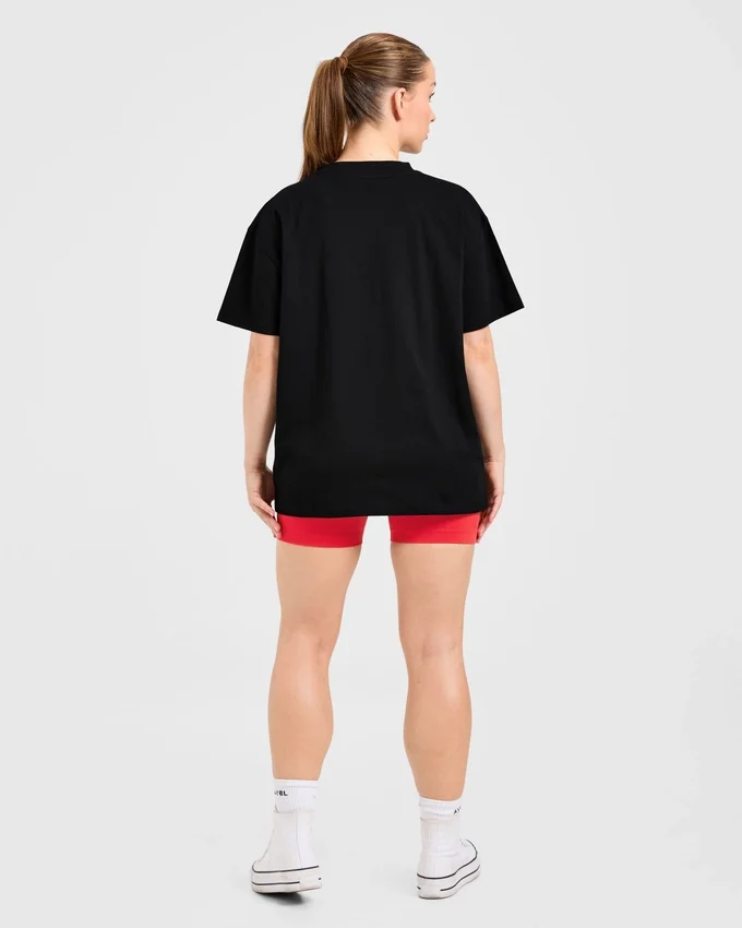 T-shirt oversize « Sports Club Gothic »