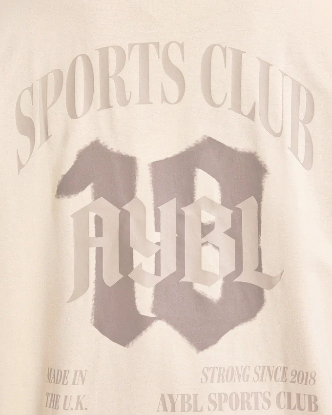 T-shirt oversize « Sports Club Gothic »