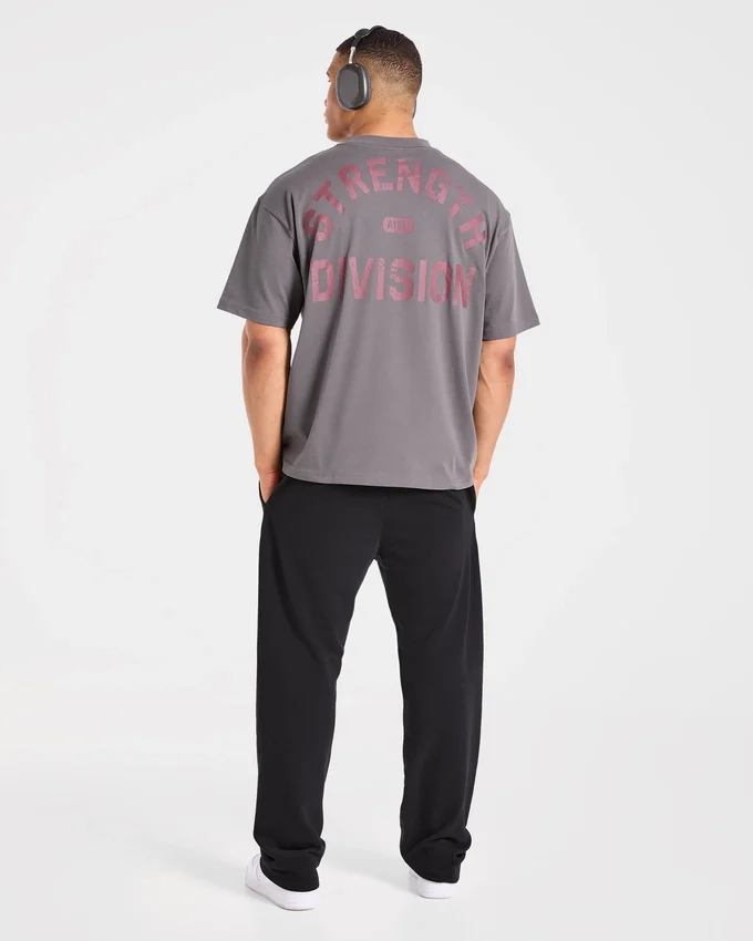 T-shirt oversize Strength Division