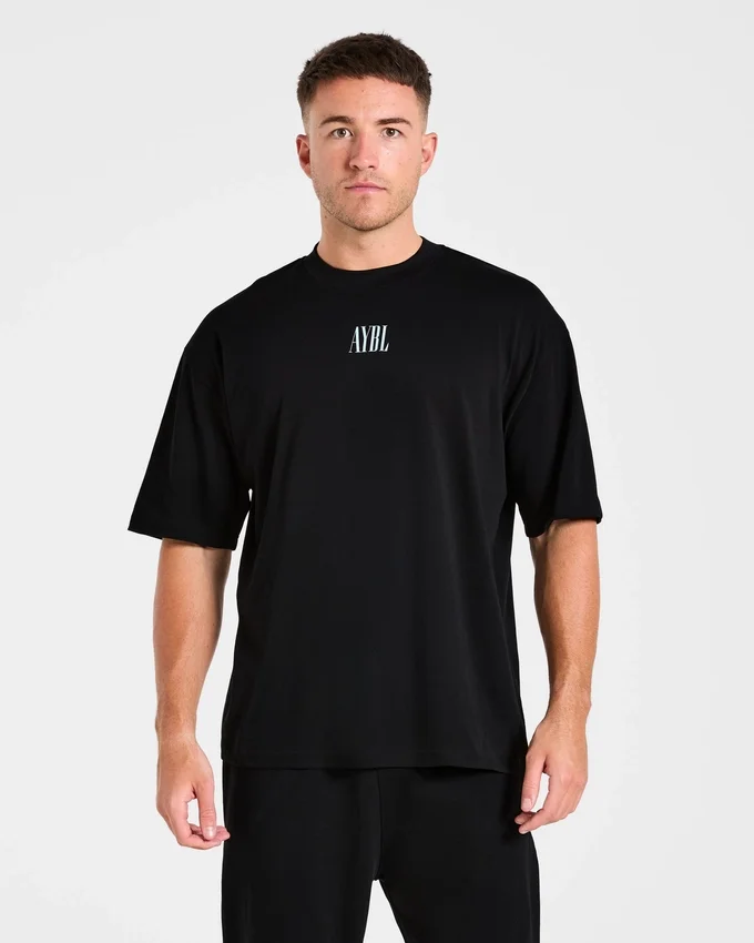 T-shirt oversize « Strength Of Titans »