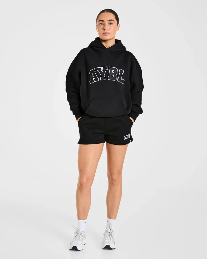 Varsity 2.0 Oversize Shorts