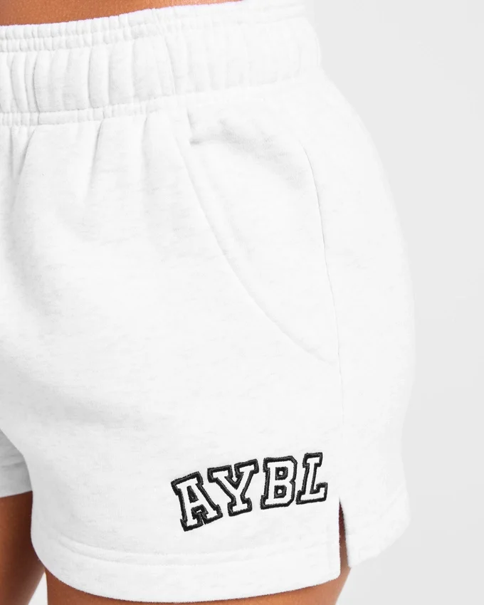 Varsity 2.0 Oversize Shorts